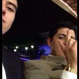 Meet your Posher, Eduardo